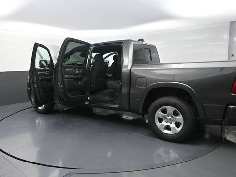 Used 2025 RAM 1500 Big Horn AWD/4WD image 33