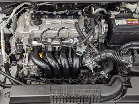 Used 2022 Toyota Corolla LE FWD image 28