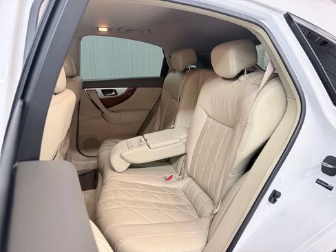 Used 2015 INFINITI QX70 2WD w/ Premium Package image 33