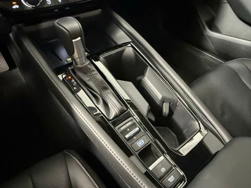 Used 2023 Honda Accord Touring image 25