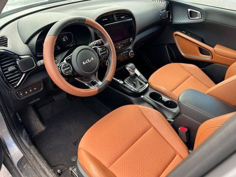 Certified 2024 Kia Soul EX w/ Option Group 015 FWD image 17