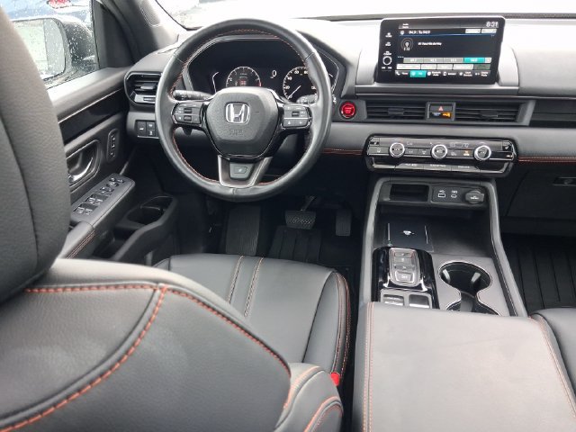 Used 2024 Honda Pilot TrailSport image 8