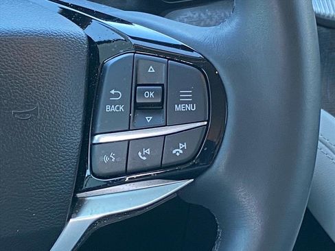 Certified 2025 Ford Explorer Platinum w/ Ultimate Package image 7