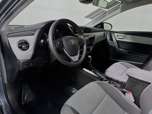 Used 2019 Toyota Corolla LE FWD image 30