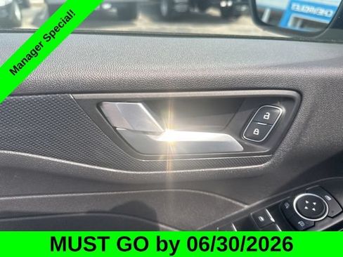 Used 2025 Ford Escape ST-Line Select AWD/4WD image 12