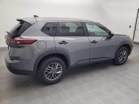 Used 2024 Nissan Rogue S AWD/4WD image 10