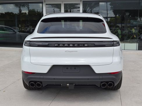New 2026 Porsche Cayenne Coupe AWD/4WD image 10