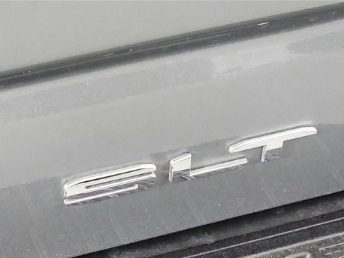 Used 2025 GMC Sierra 1500 SLT AWD/4WD image 20