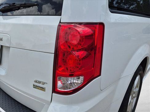 Used 2018 Dodge Grand Caravan GT FWD image 15