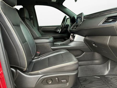 Used 2021 GMC Yukon SLT w/ SLT Luxury Plus Package image 24