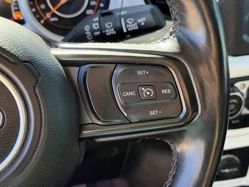 Used 2020 Jeep Wrangler Unlimited Sport S image 17