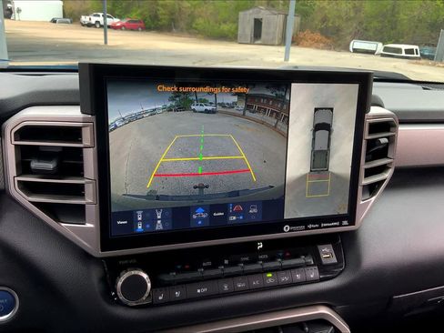 Used 2024 Toyota Tundra Limited image 27