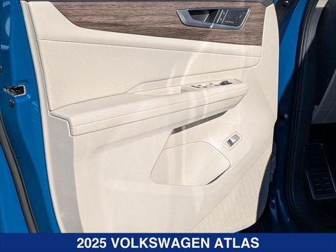New 2025 Volkswagen Atlas SEL Premium R-Line AWD/4WD image 10