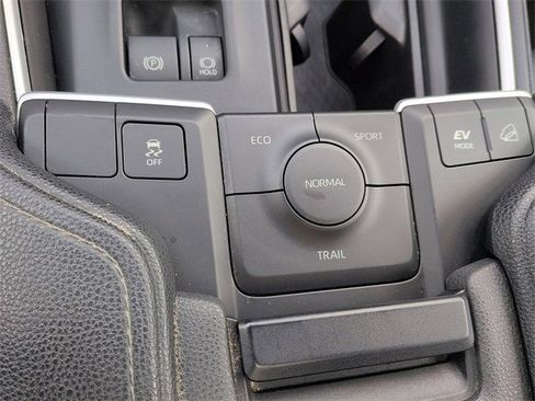 Certified 2024 Toyota Grand Highlander XLE image 25