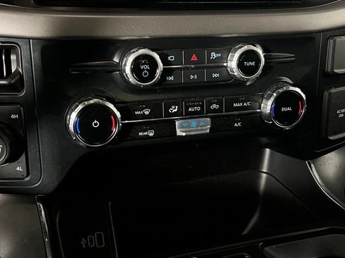 Used 2025 Ford F150 XLT w/ Equipment Group 301A Standard AWD/4WD image 19