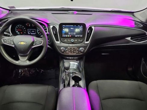 Used 2024 Chevrolet Malibu LT image 18