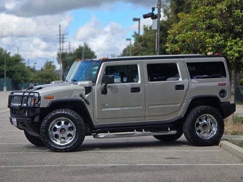 Used 2004 HUMMER H2 image 18