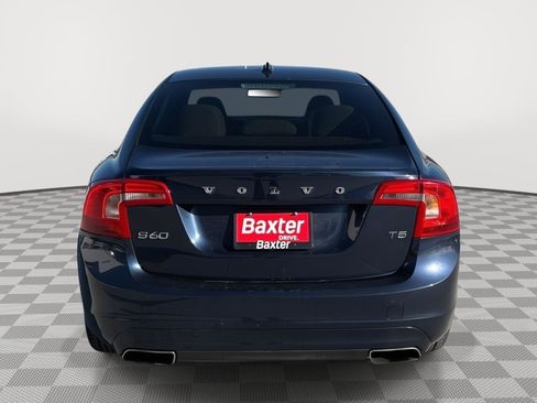 Used 2015 Volvo S60 T5 Premier image 15