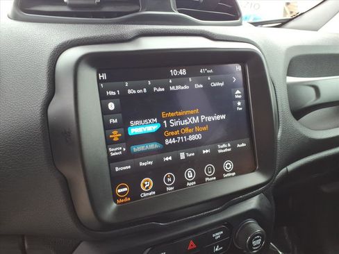 Used 2023 Jeep Renegade Latitude image 21