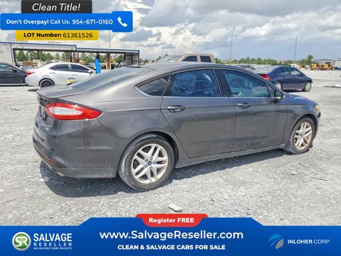 Used 2015 Ford Fusion SE FWD image 4