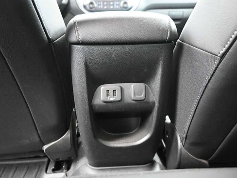 Used 2021 Chevrolet Colorado ZR2 image 24