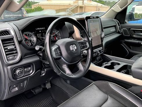 Used 2022 RAM 1500 Laramie AWD/4WD image 19