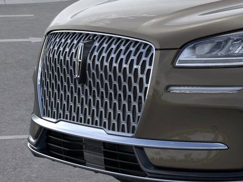 New 2025 Lincoln Corsair FWD w/ Equipment Group 101A image 17