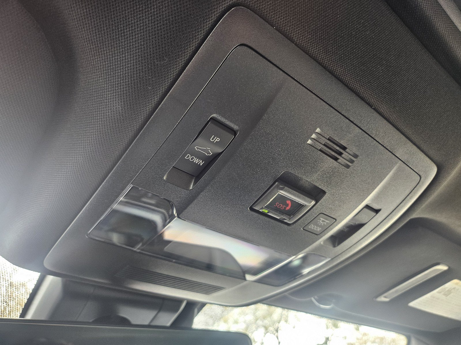 Used 2023 Lexus IS 500 w/ Accessory Package RWD image 12