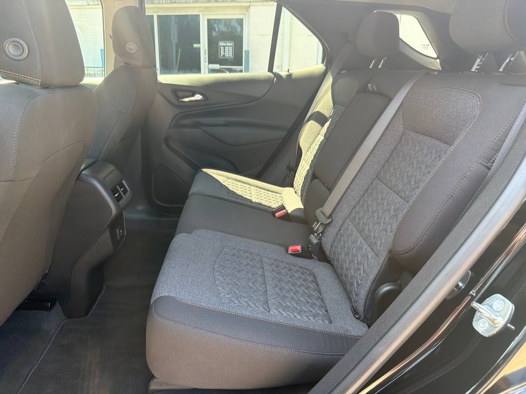 Certified 2024 Chevrolet Equinox LT AWD/4WD image 25