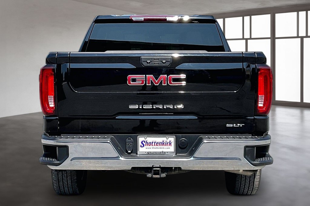 Used 2025 GMC Sierra 1500 SLT RWD image 5