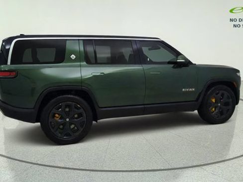 Used 2024 Rivian R1S Adventure AWD/4WD image 8