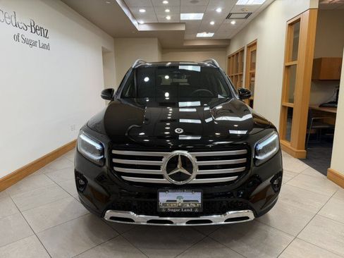 Certified 2025 Mercedes-Benz GLB 250 image 2