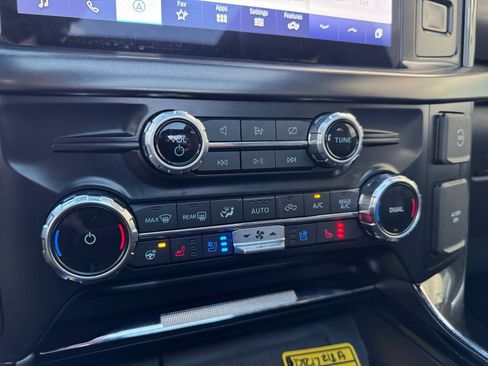 Used 2022 Ford F150 Lariat w/ Equipment Group 502A High image 30