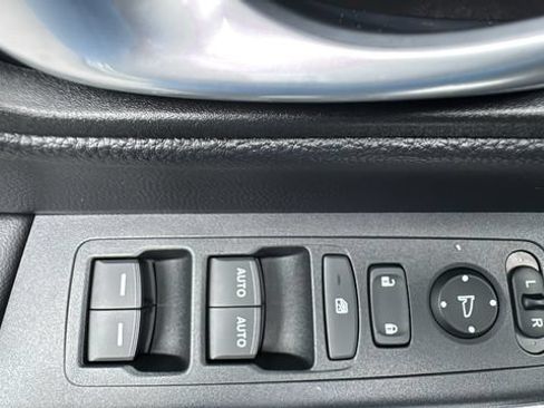 Used 2024 Honda CR-V EX image 17