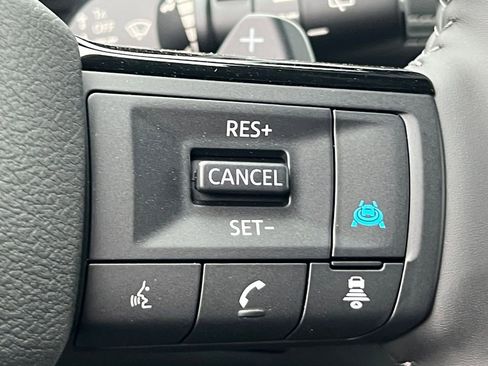 New 2026 Nissan Rogue Platinum AWD/4WD image 13