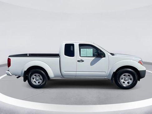 Used 2020 Nissan Frontier S w/ S Utility Package RWD image 4