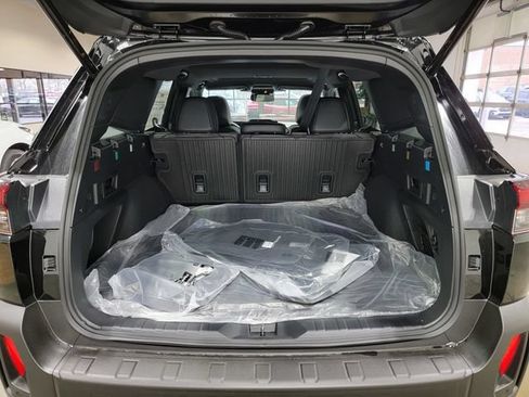 Used 2026 Subaru Outback Premium AWD/4WD image 34