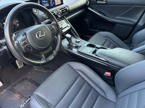 Used 2024 Lexus IS 500 image 11