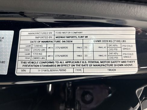 Used 2024 Ford F150 Lariat image 31