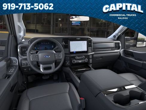 New 2026 Ford F550 4x4 Crew Cab image 9
