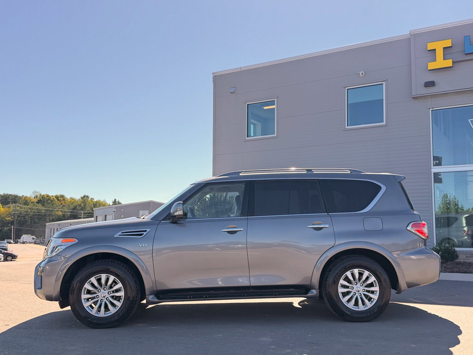 Used 2019 Nissan Armada SV w/ Driver Package RWD image 15