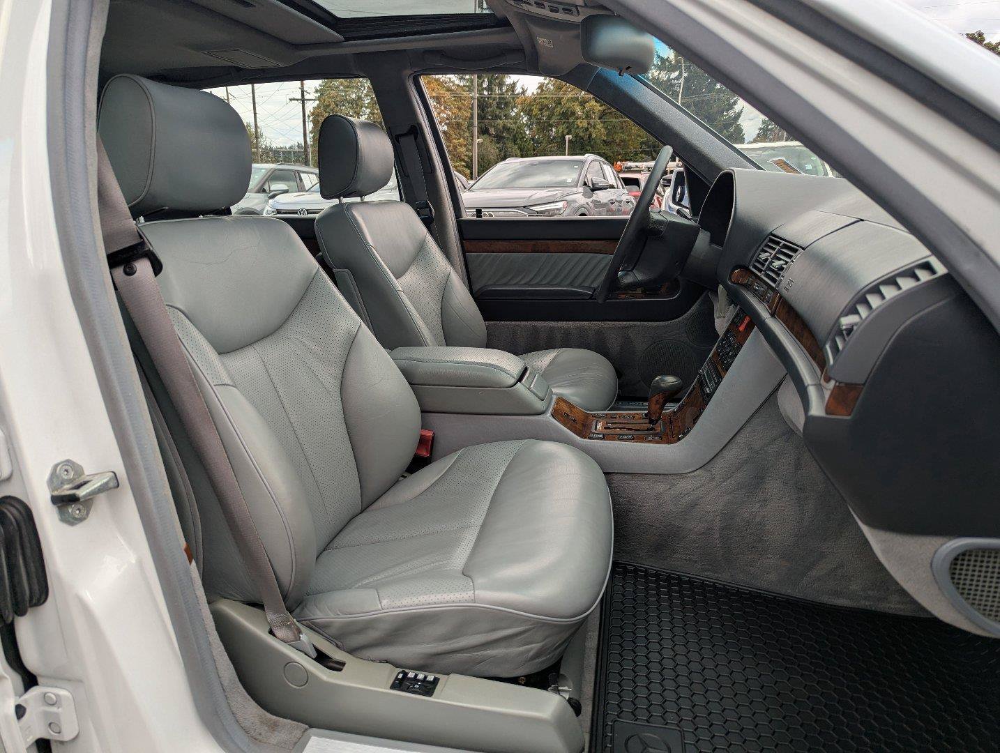 Used 1992 Mercedes-Benz 600 SEL image 33