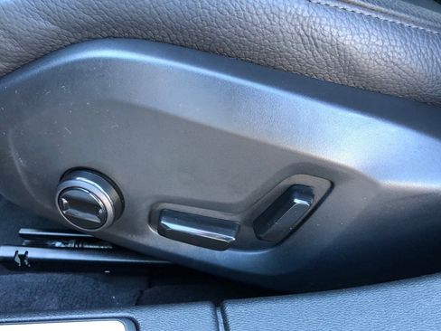 Used 2025 Volvo V60 B5 Cross Country Plus image 13