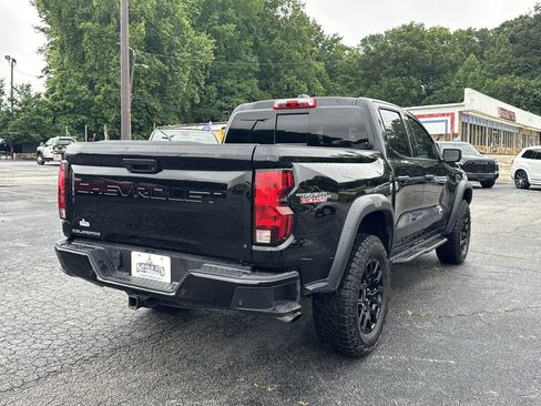 Used 2024 Chevrolet Colorado Trail Boss w/ Technology Package AWD/4WD image 7