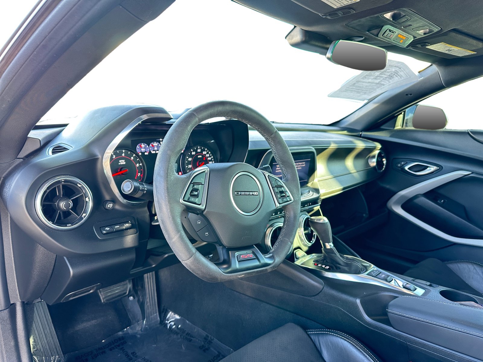Used 2021 Chevrolet Camaro SS RWD image 10