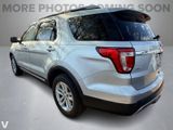 Used 2016 Ford Explorer XLT image 3