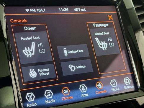 Used 2021 Jeep Cherokee Limited image 19