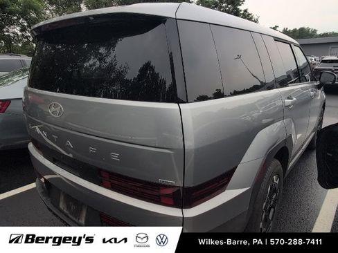 Used 2024 Hyundai Santa Fe SE AWD/4WD image 9