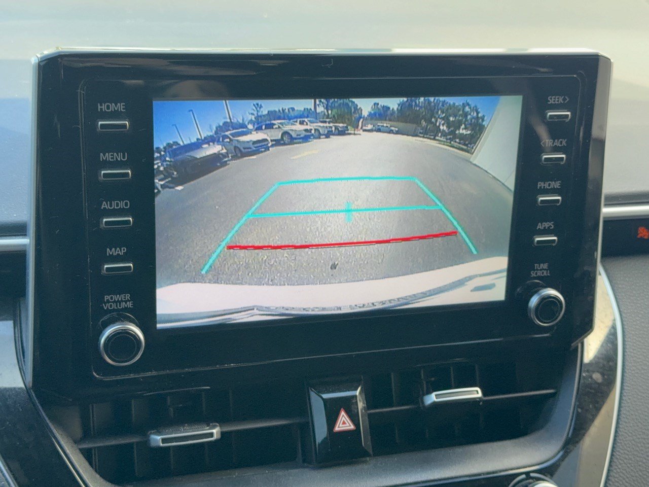 Used 2020 Toyota Corolla SE FWD image 24