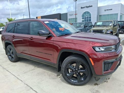 New 2026 Jeep Grand Cherokee L Limited AWD/4WD image 1